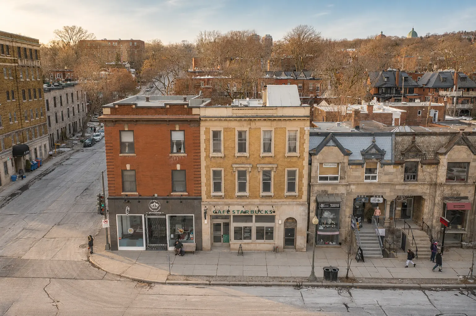 Local commercial au 4941-4943, rue Sherbrooke Ouest